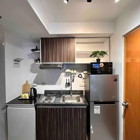 Hotel Living ,The Persimmon Suites 2-4Pax Cebu Exterior photo