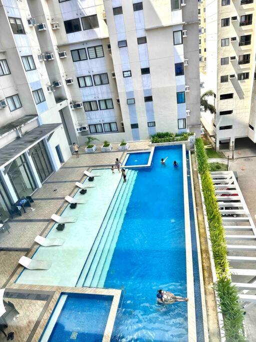 Living ,the Persimmon 2-4pax *
