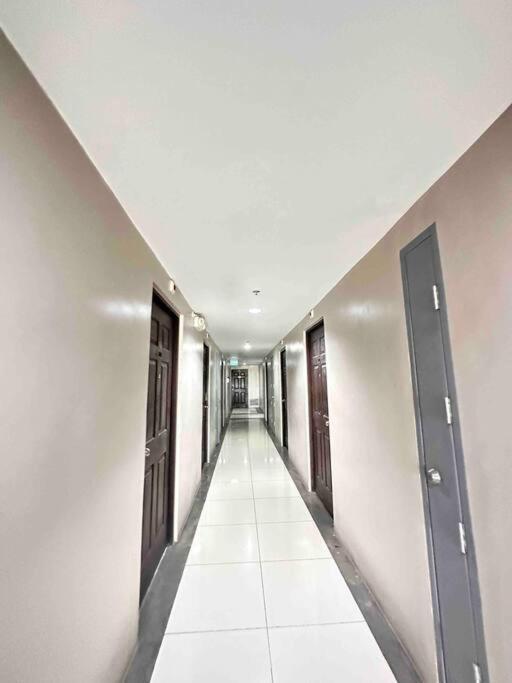 Living ,the Persimmon 2-4pax * Cebu